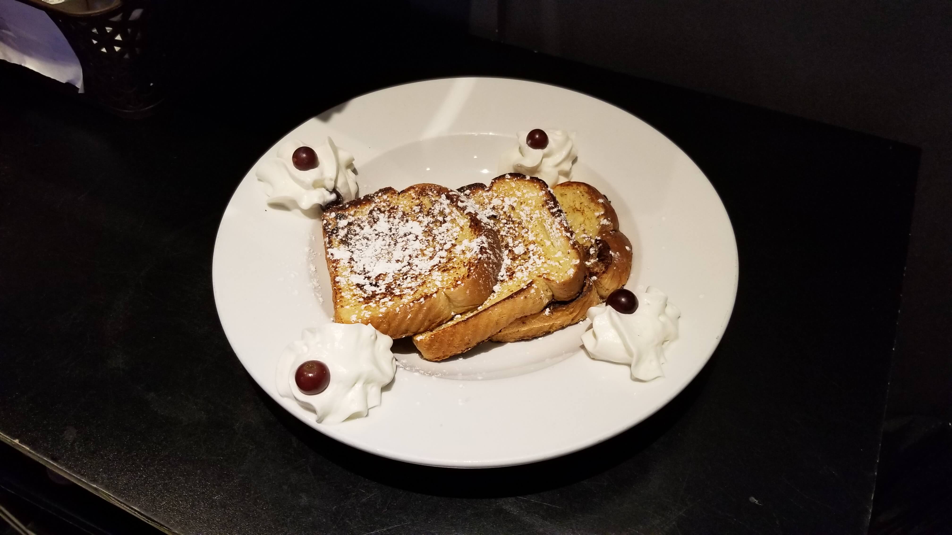 assiette-de-pain-doré